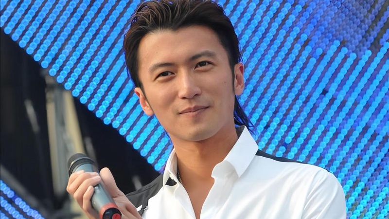 谢霆锋张柏芝突传私密聚餐昔日夫妻缘何再度同框引热议